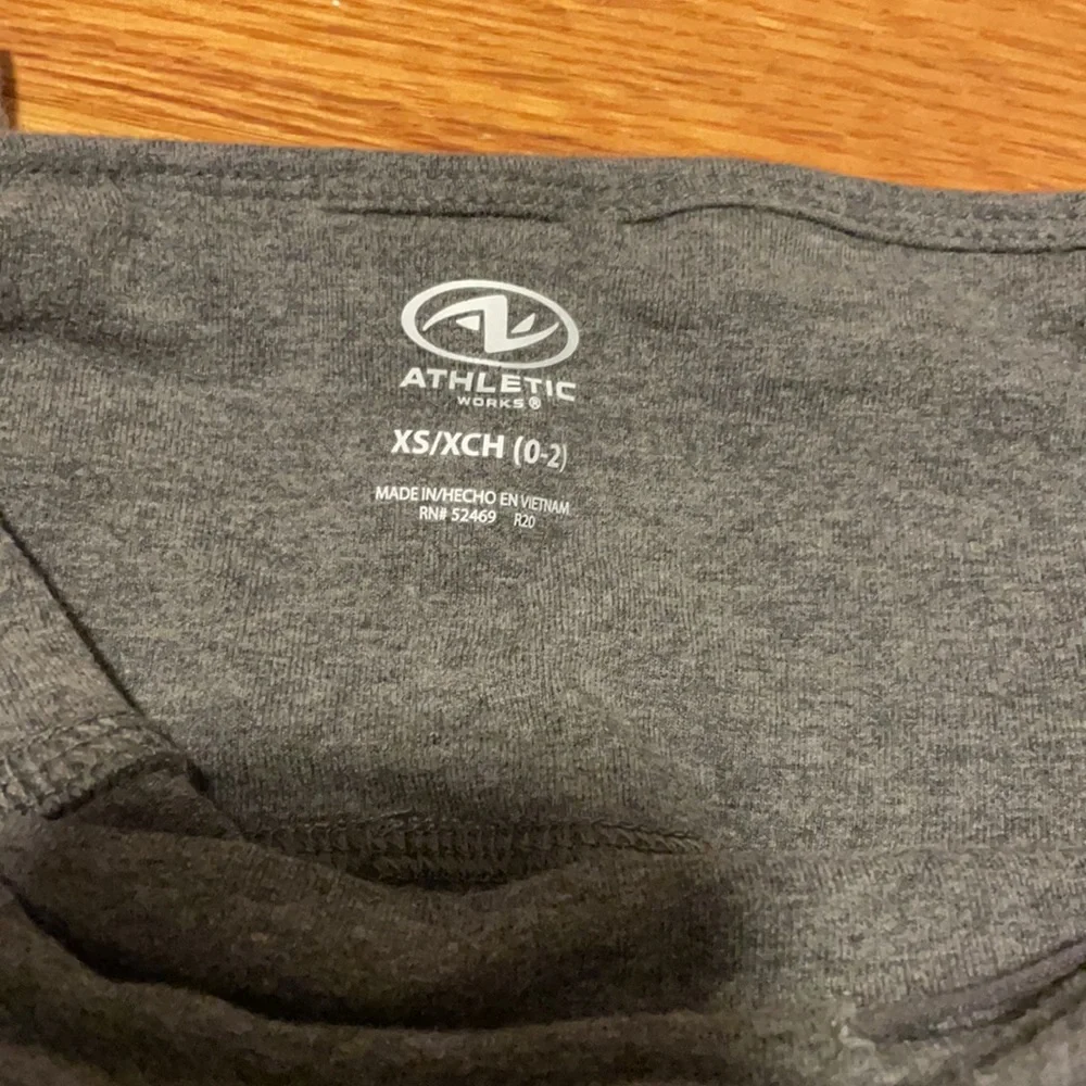 Gray joggers with pockets - Picture 3 of 3